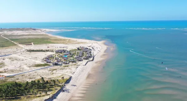 kitesurfing in Fortim