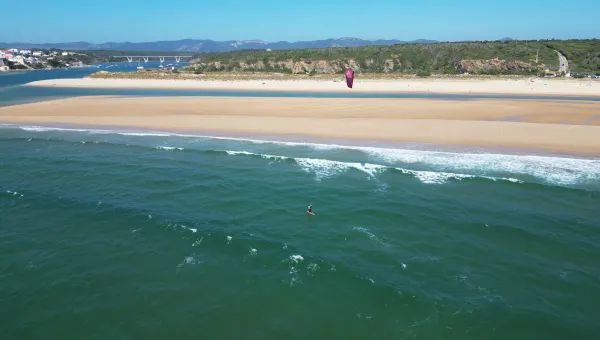 kitesurfing in Vila Nova de Milfontes