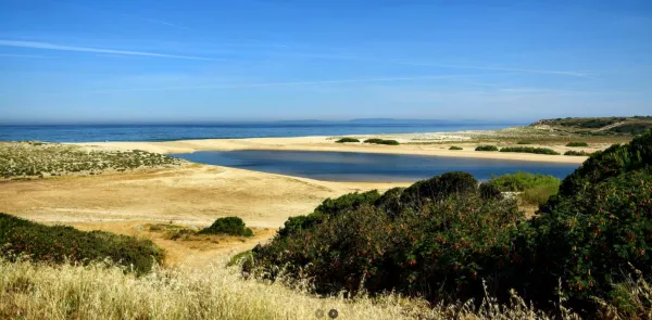 kitesurfing in Melides
