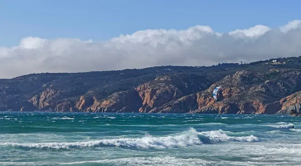 kitesurfing in Guincho Beach
