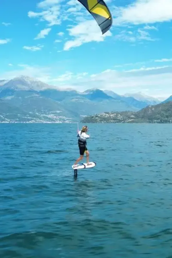 kitesurfing in Lake Como