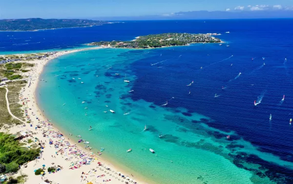 kitesurfing in Porto Pollo