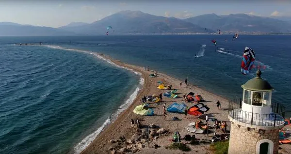 kitesurfing in Cape Deprano