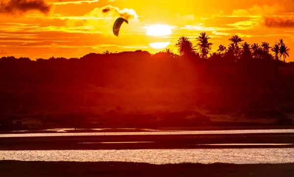 kitesurfing in Lagoa Tabuba